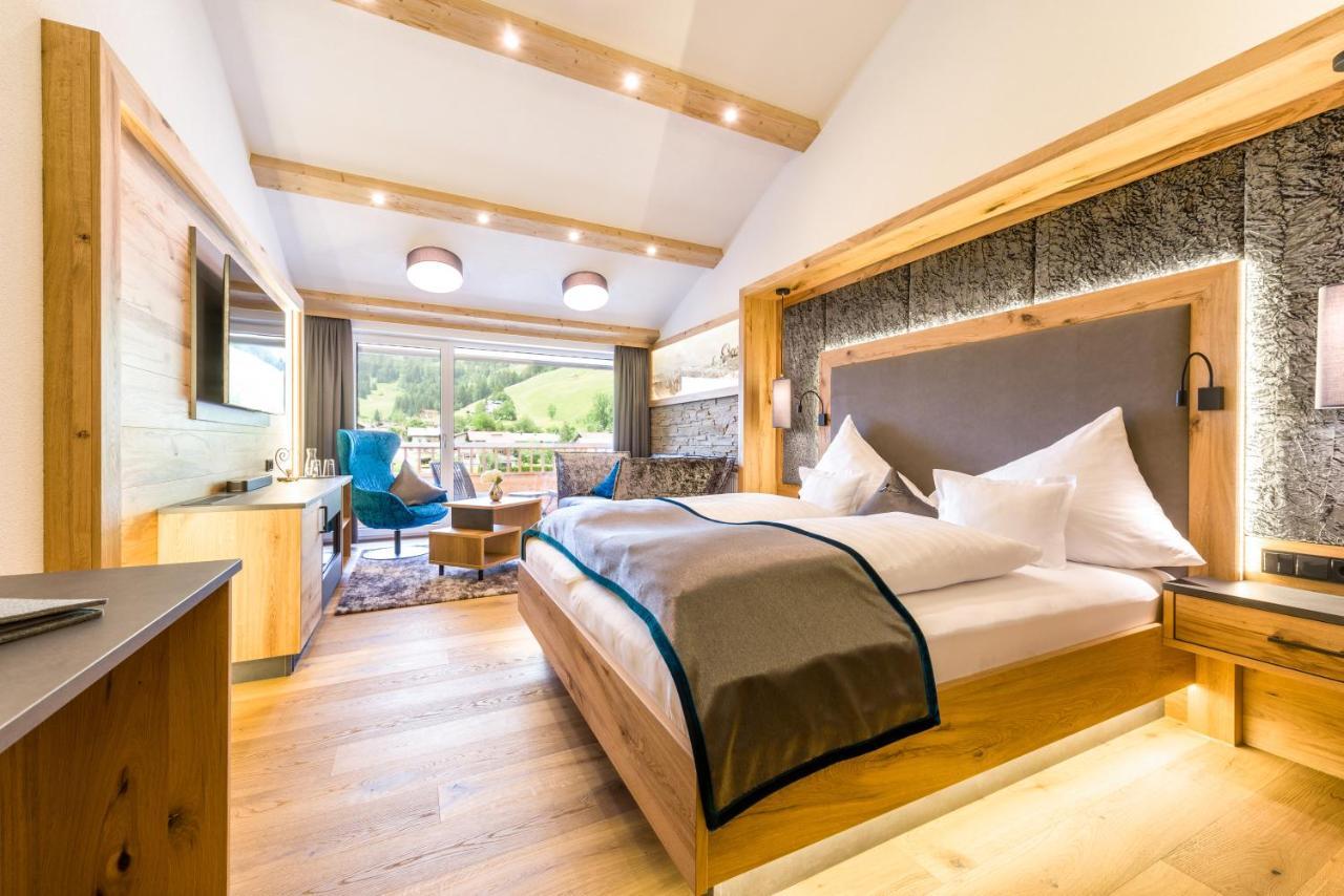 Wohlfuehlhotel Berg Heil Holzgau Εξωτερικό φωτογραφία
