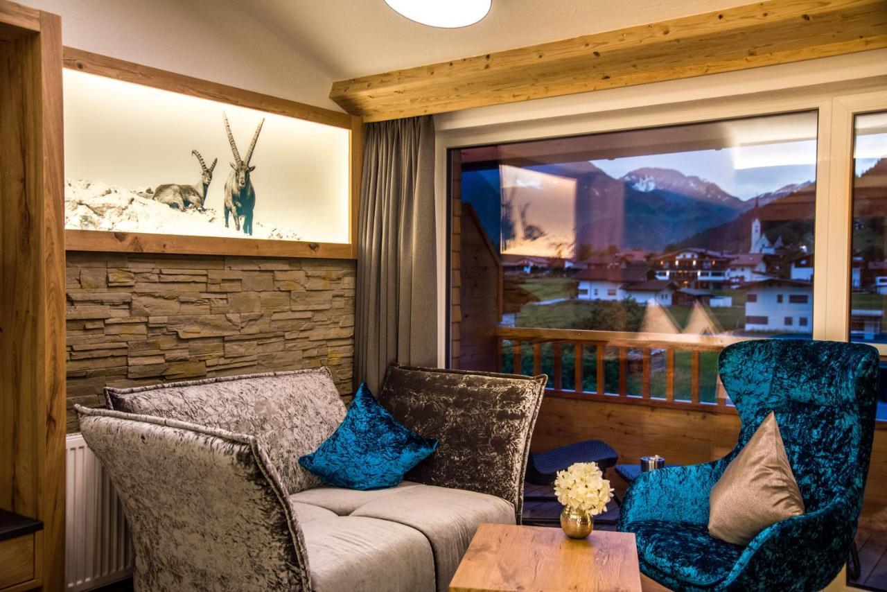 Wohlfuehlhotel Berg Heil Holzgau Εξωτερικό φωτογραφία
