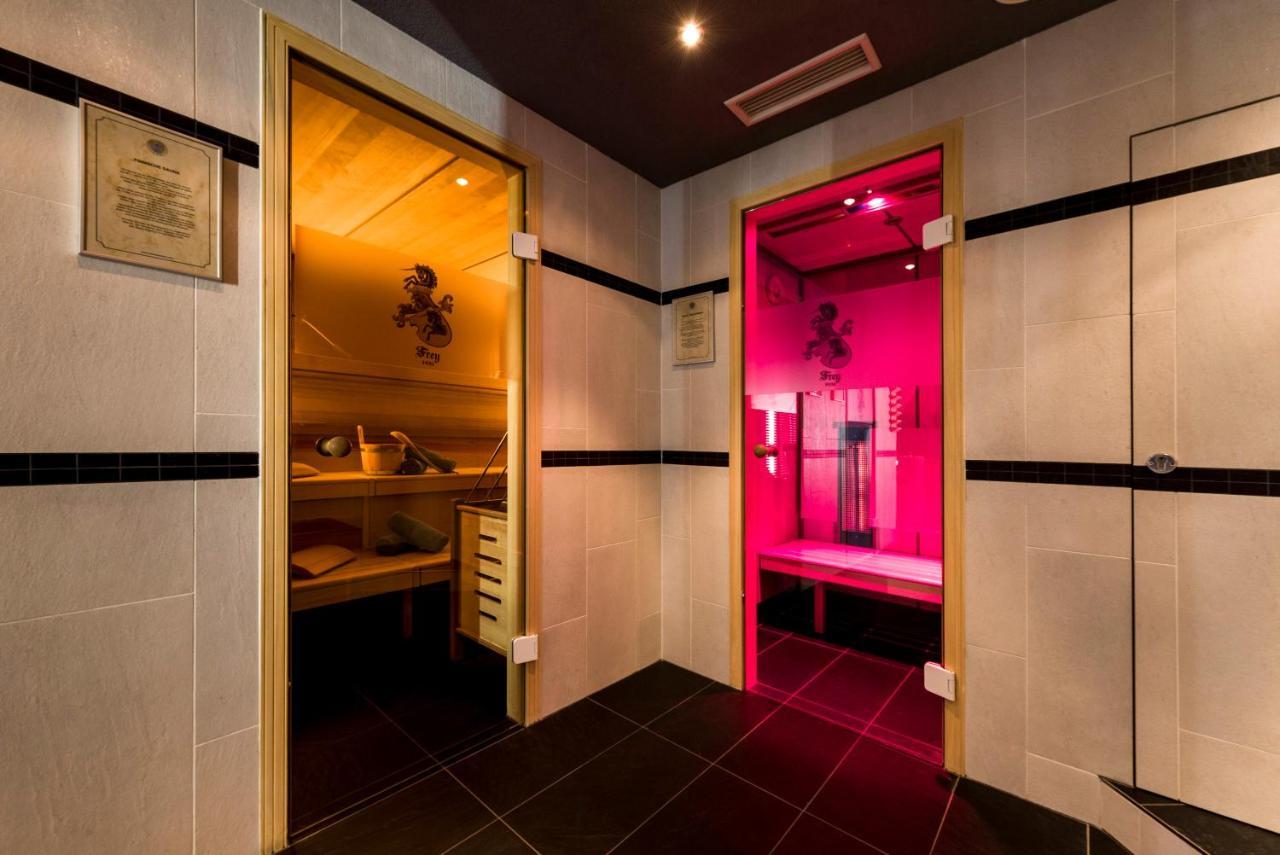 Wohlfuehlhotel Berg Heil Holzgau Εξωτερικό φωτογραφία