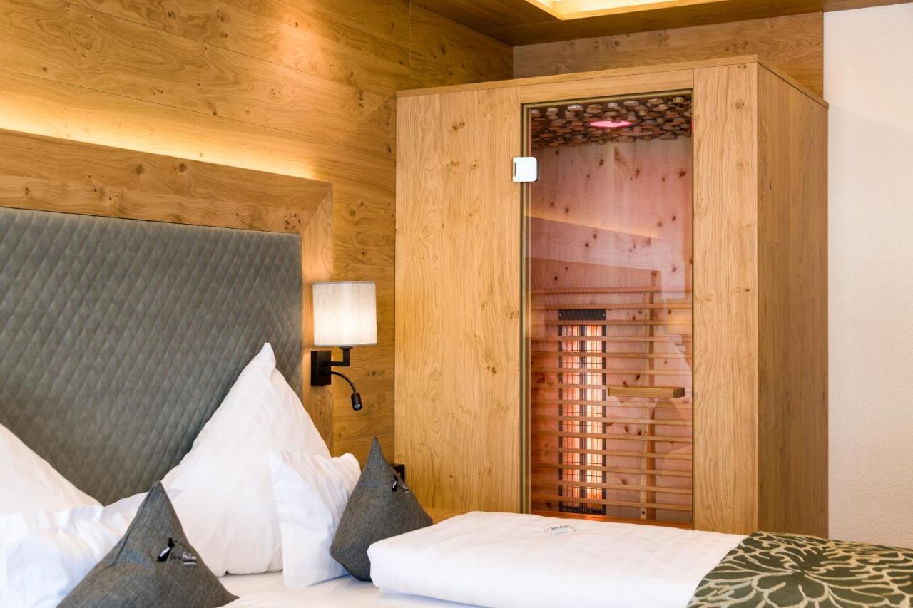 Wohlfuehlhotel Berg Heil Holzgau Εξωτερικό φωτογραφία