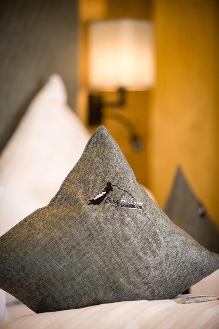 Wohlfuehlhotel Berg Heil Holzgau Εξωτερικό φωτογραφία